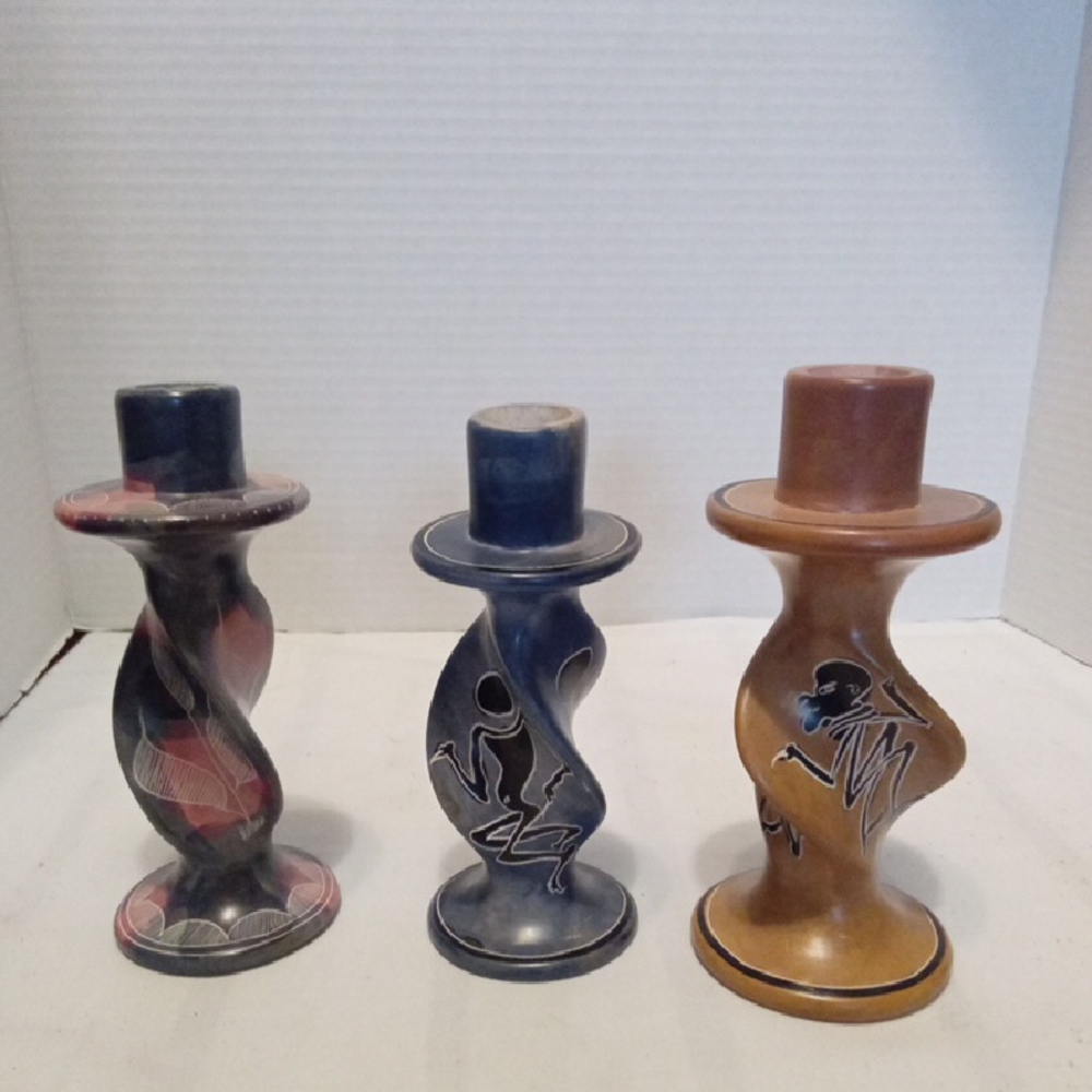 Elegant Black and Blue Candle Holders Set